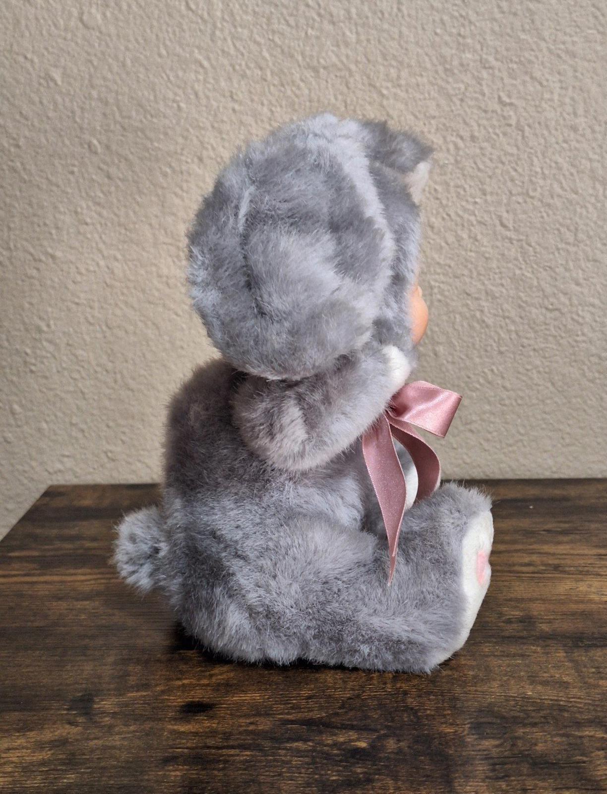 Cute Vintage 2001 Cuddle Kids Geppeddo Baily Bunny Rabbit Porcelain Face Plush.