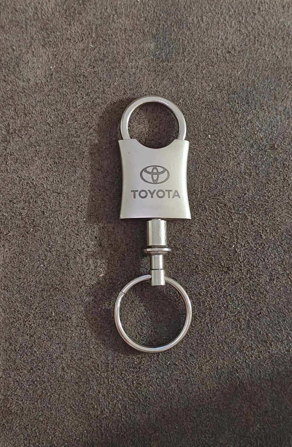 Toyota Auto Gold KCVTOY Valet Keychain