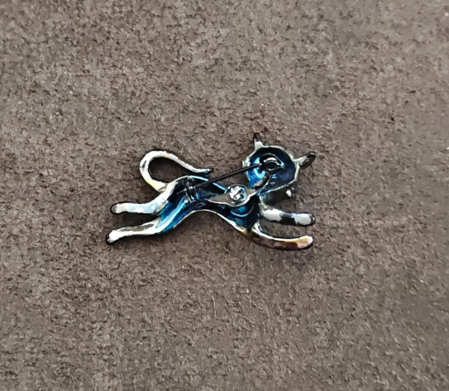 1960s Siamese Kitty Cat Iridescent Metal Brooch