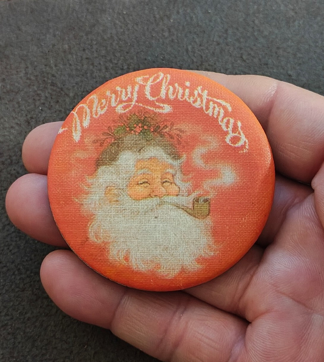 1960s Hallmark Cards Santa Canvas Litho Pin button/Pin