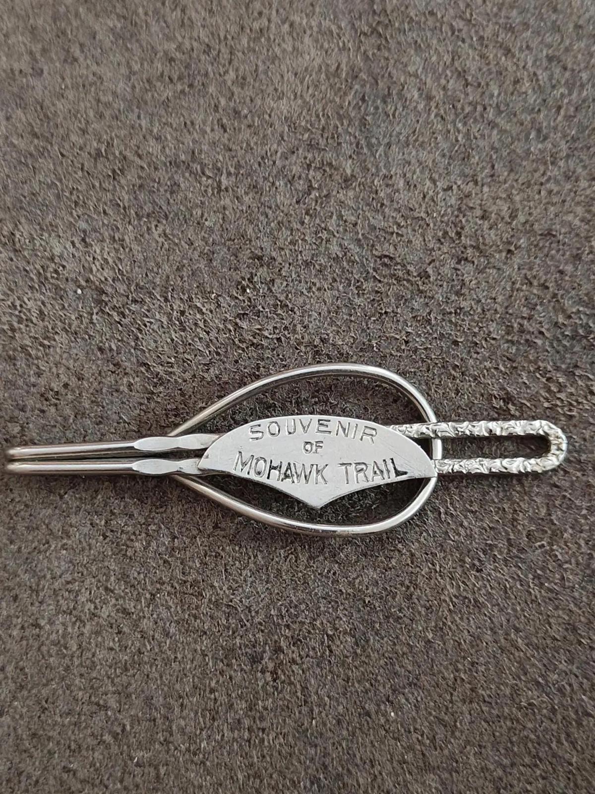 Mohawk Trail Silver Tone Tie Bar Clip