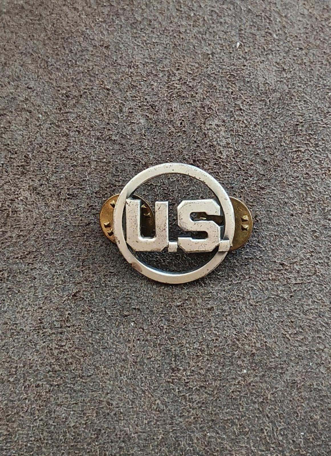 1940s World War 2 US Military Silver Tone Metal U.S. Initials Pin.