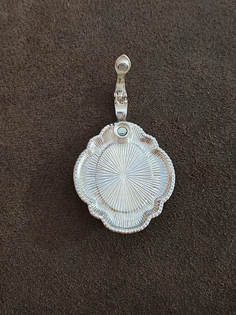 1990s Silver Tone With Oval Cabochon Stone Pendant