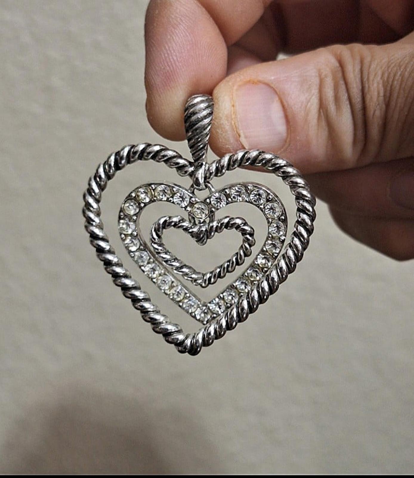 Vintage Rope Style Three Hearts With Sparkly Rhinestones Silver Tone Dan