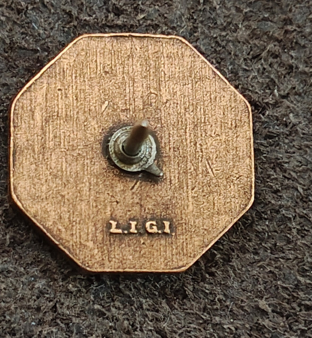United States Federal Government 10-Year Length of Service Bronze Tone Pin