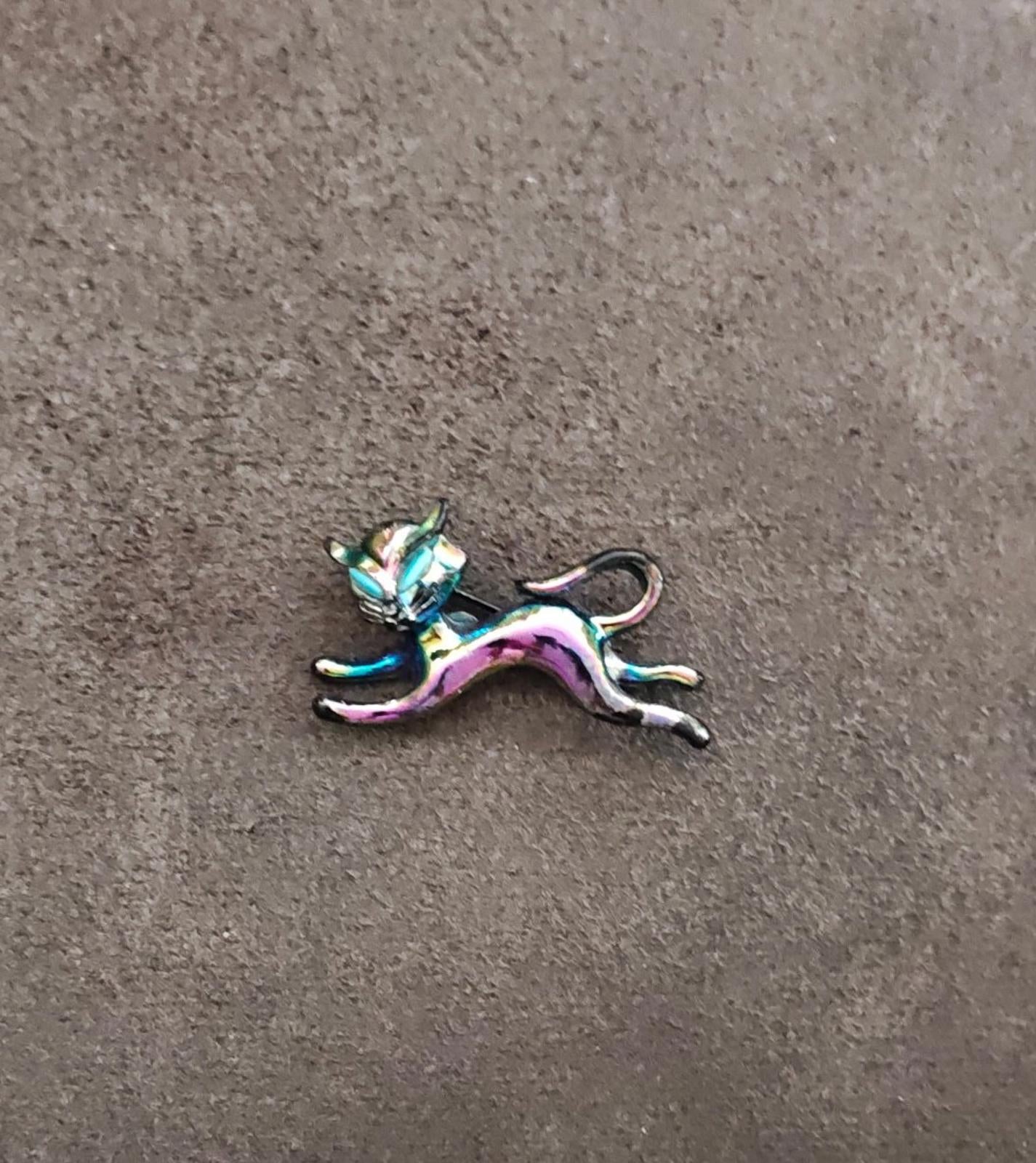 1960s Siamese Kitty Cat Iridescent Metal Brooch