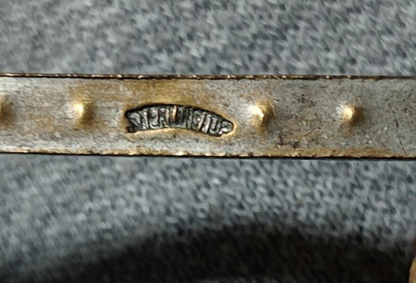 1900s Art Deco Edwardian Sterling Silver Bar With Clear Rhinestones Brooch