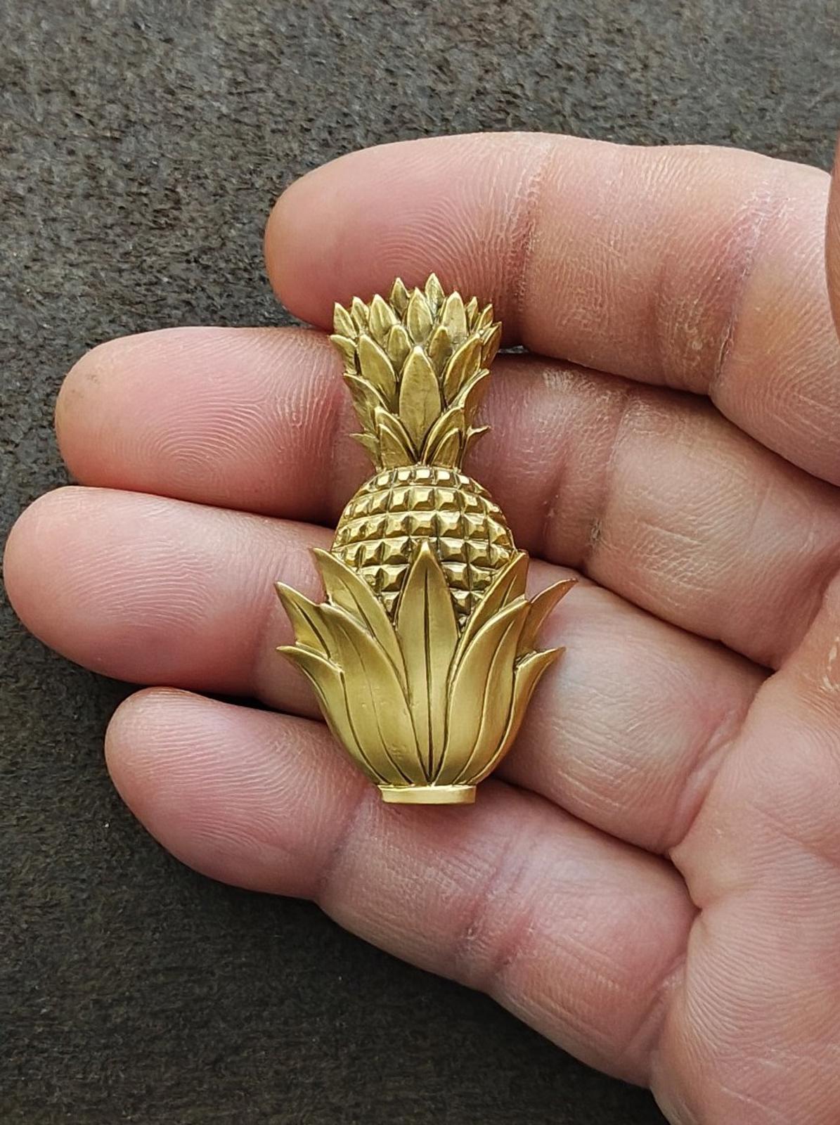 1980s Vintage EI Signed Gold Tone Pineapple Brooch