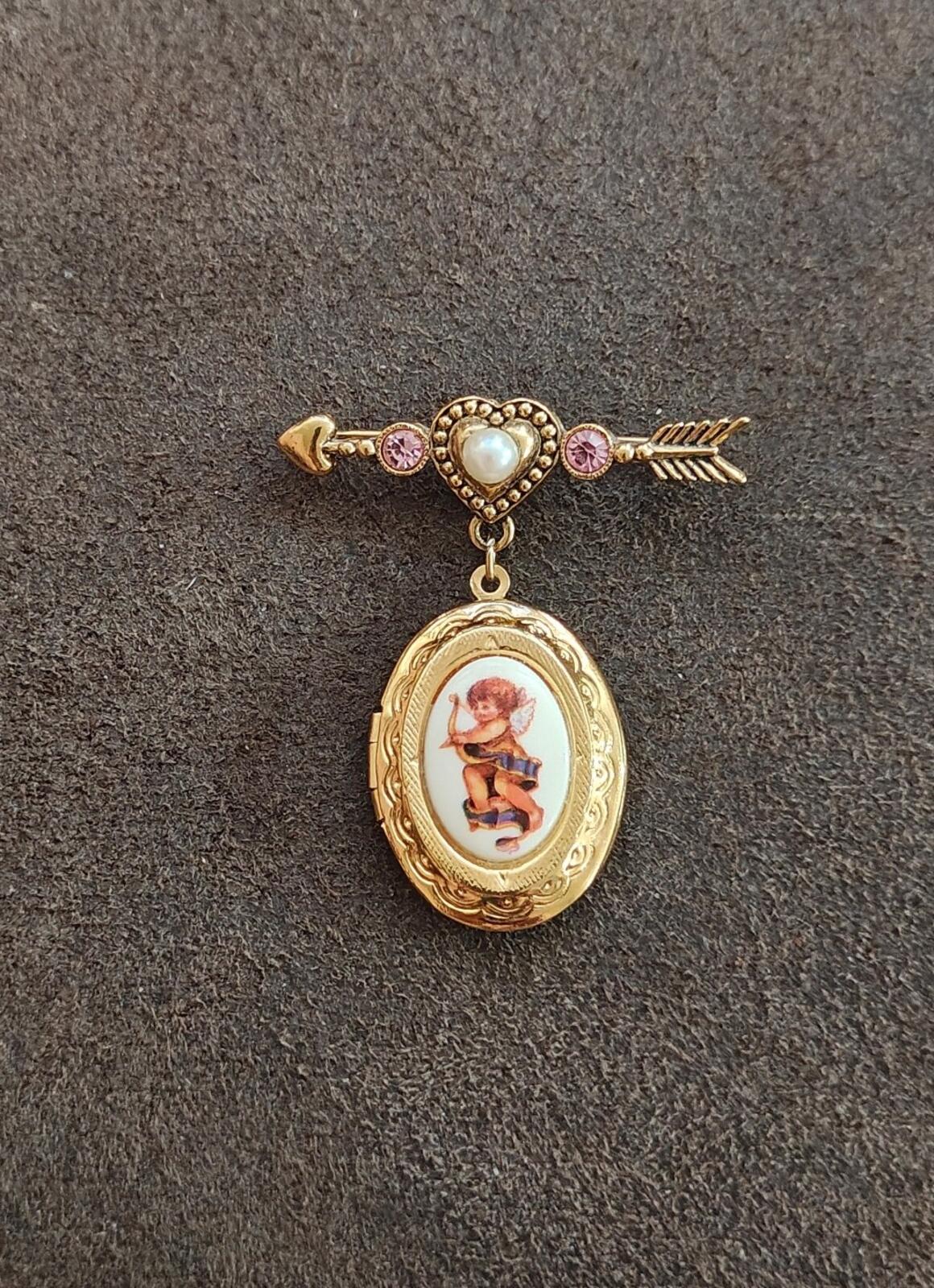 1995 Avon "Cherished Moments" Cupid Gold Tone With Rhinetones Locket Pin Brooch