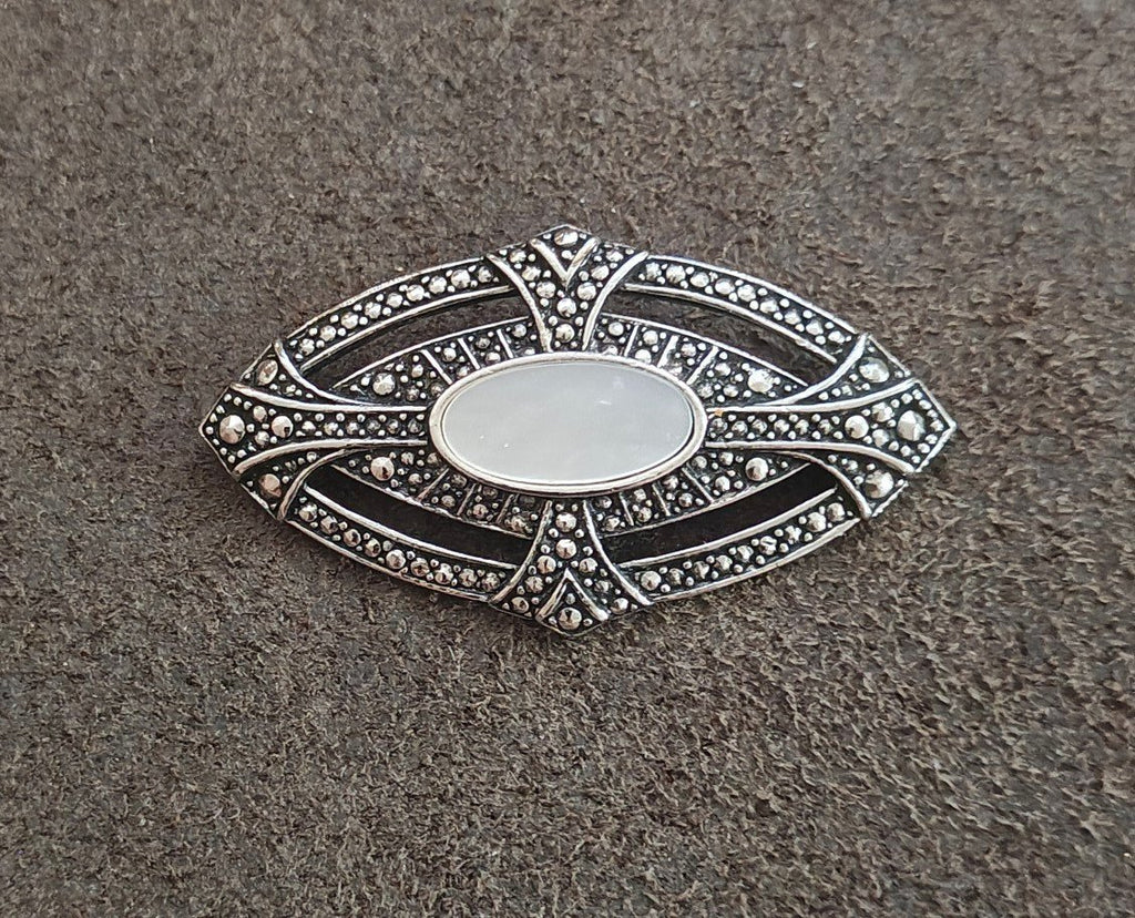 1980s Art Deco Style Marcasite & Mother of Pearl Silver Tone Brooch Pin