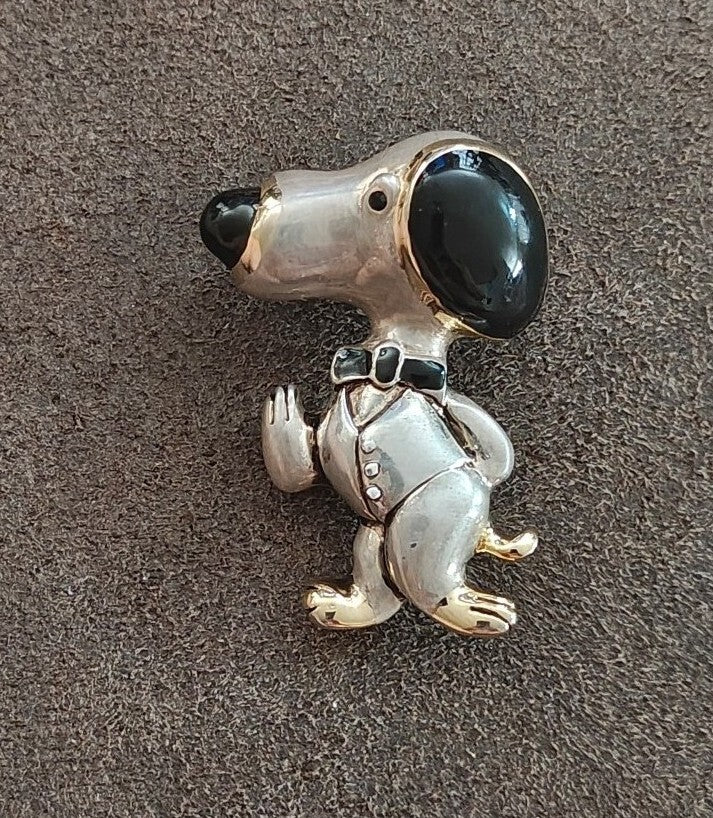 1970s Signed Best Snoopy Dual Purpose Silver Tone Pendant & Brooch Pin.