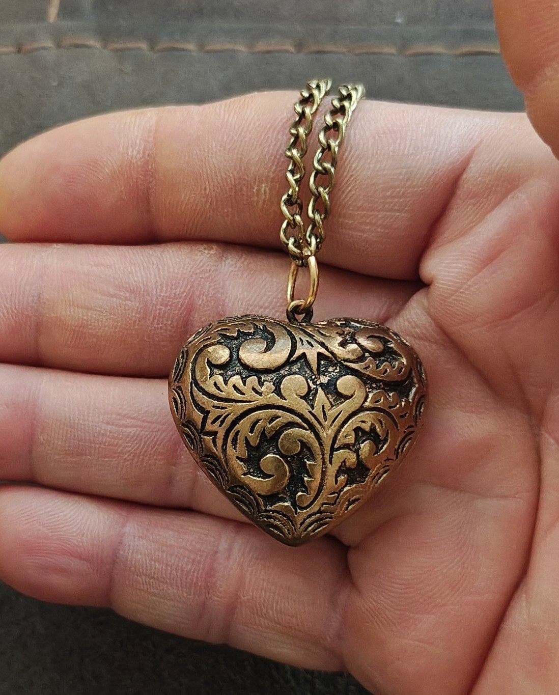 Vintage Style Ornate Puffy Heart Antique Brass Tone Pendant Necklace