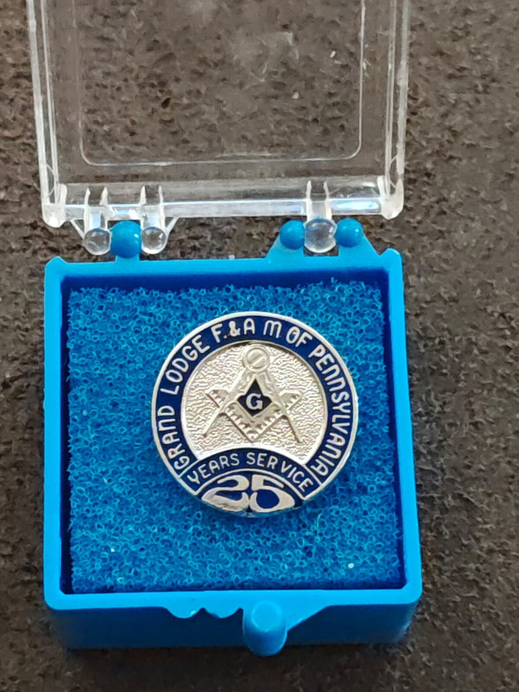 Masonic Grand Lodge (F&A.M) of Pennsylvania 25 Year Service Silver Tone Pin