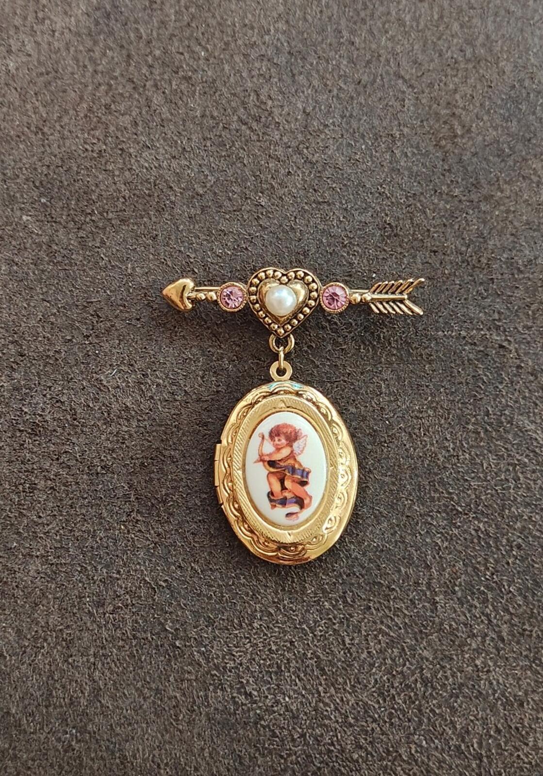 1995 Avon "Cherished Moments" Cupid Gold Tone With Rhinetones Locket Pin Brooch