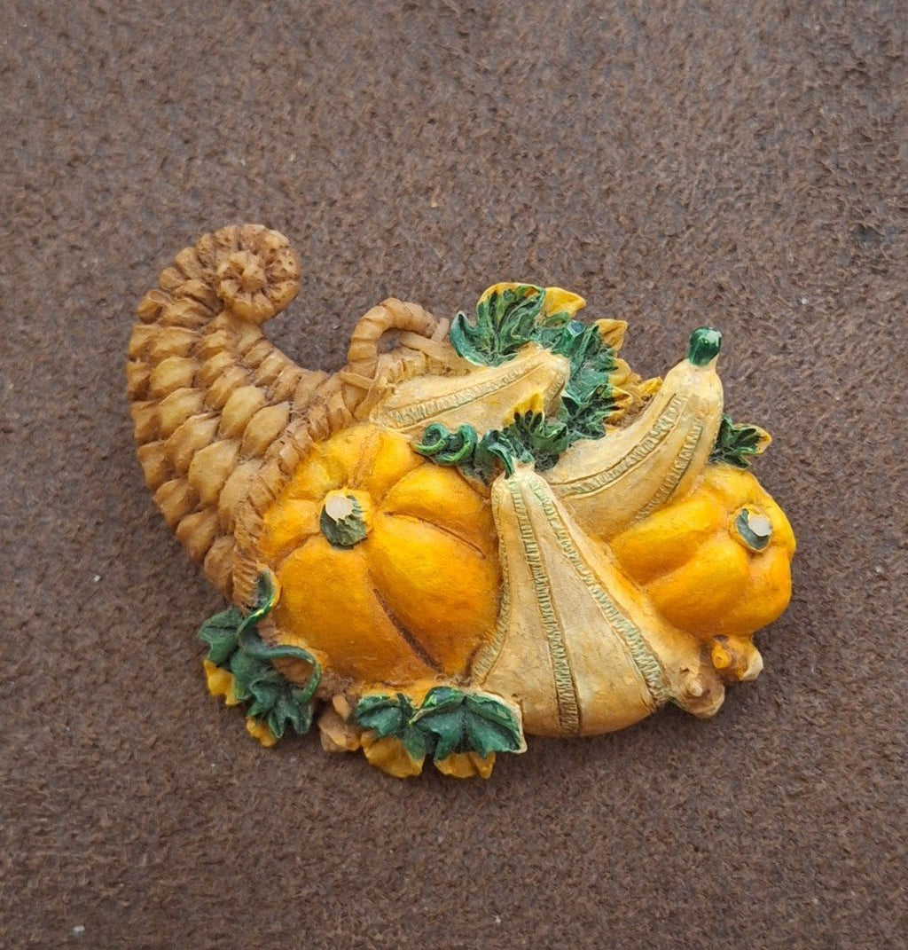 1990s Fall Pumpkins & Gourds Resin Pin Brooch