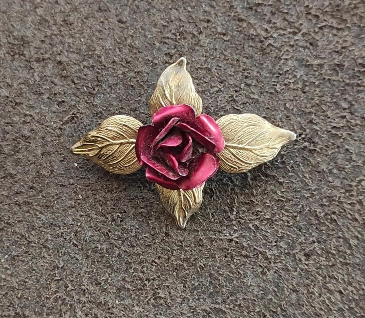 1970s/80s 3D Gold Tone Textured Red Enamel Rose Brooch