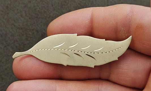 1950s/60s Gold Tone Leaf Brooch With Etched Detailing Along Its Spine and Ribs