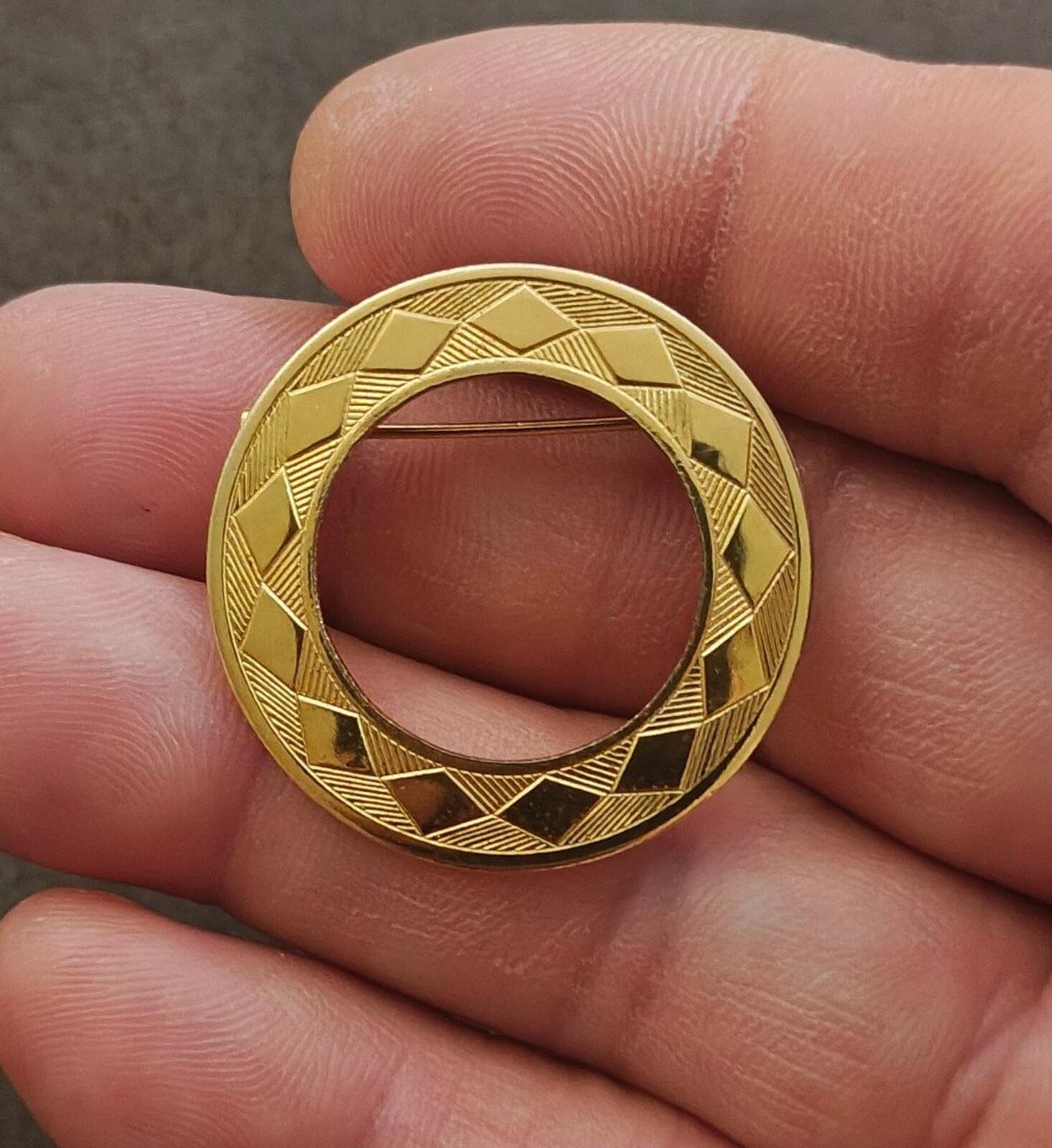 1950s Mid Century Modern Gold Tone Circle Brooch - Trinketmania-LV