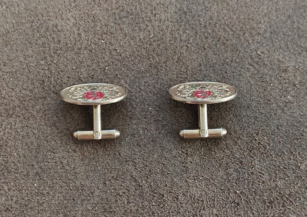 1950s/60s Rare & Hard To Find Heraldic Coat Of Arms Silver Tone Cufflinks. - Trinketmania-LV