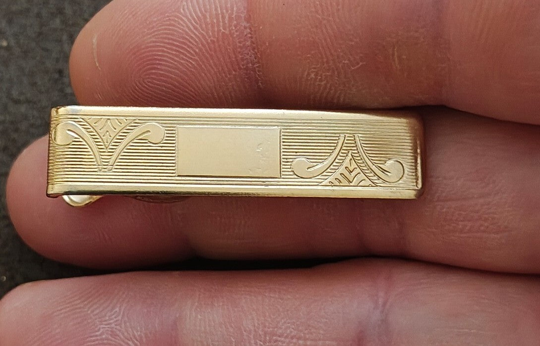 1950s/60s Gold Tone Etched Tie Bar Clip