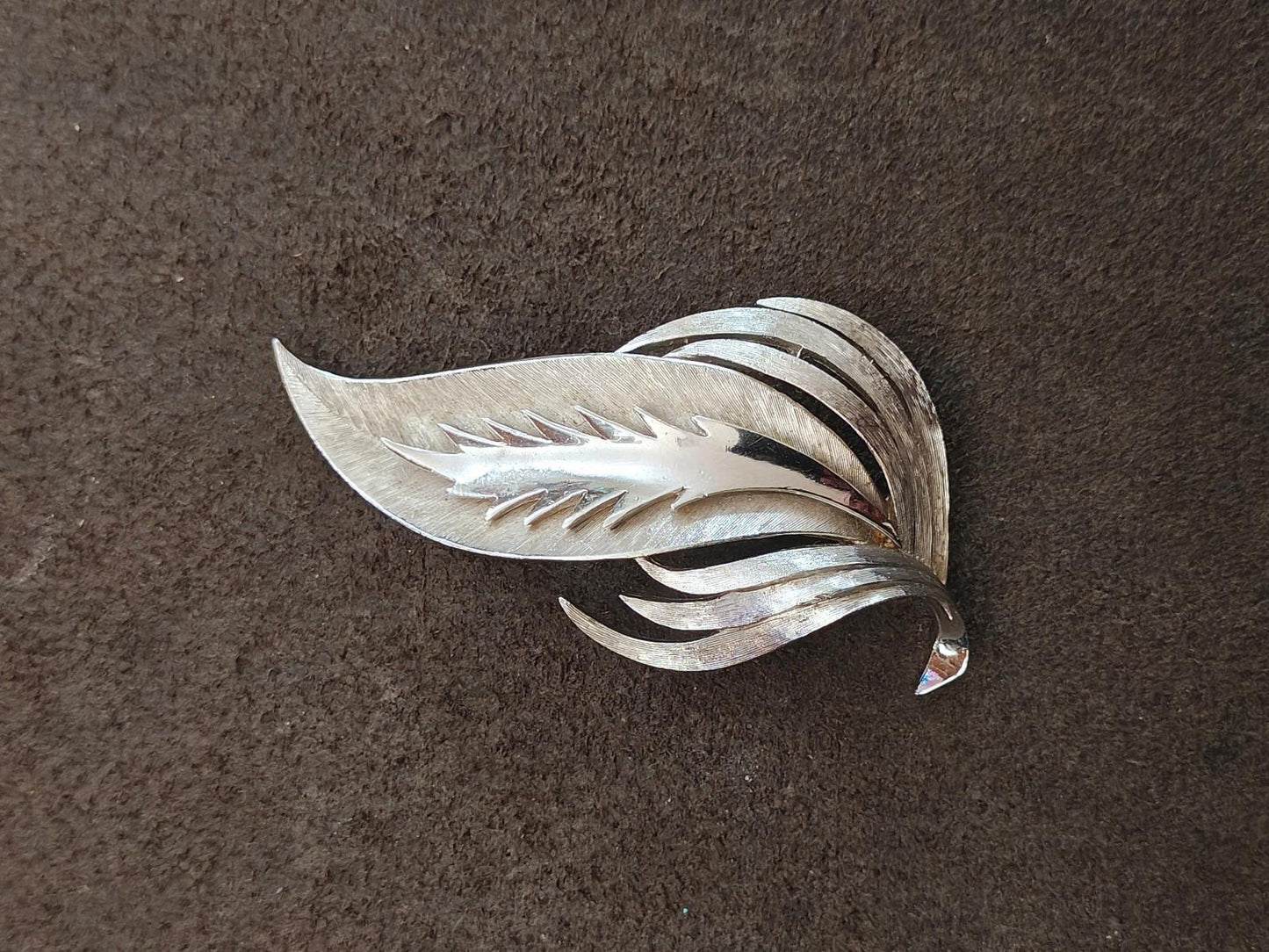 1950s/60s Silver Tone Crown Trifari Stylized Leaf Brooch