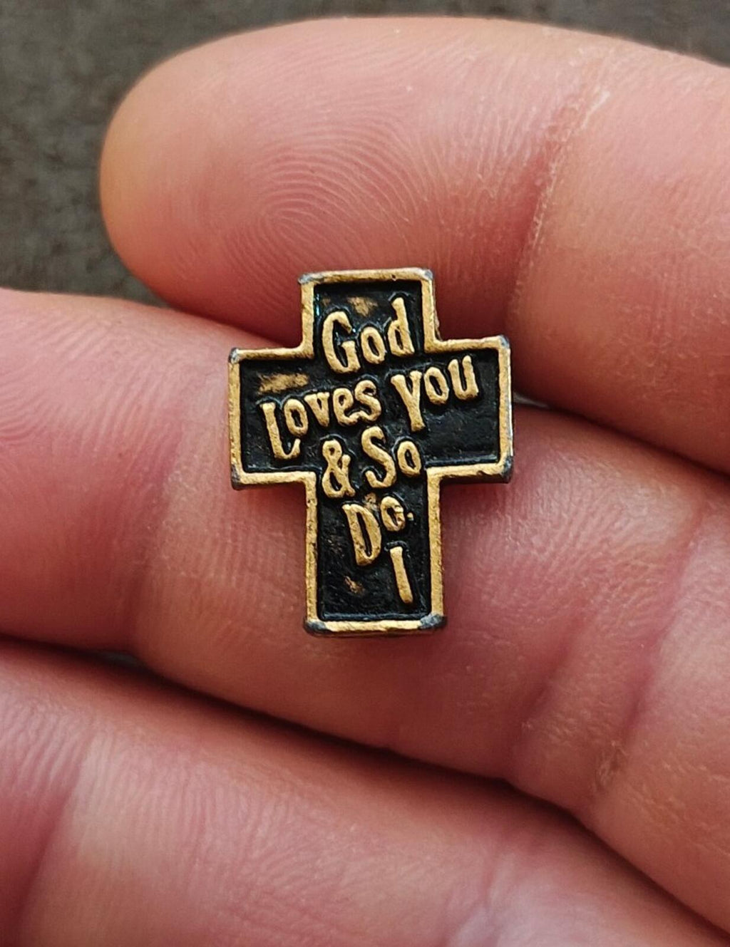 1970s/80s "God Loves You & So Do I" Christian Cross Gold Tone Black Enamel Pin - Trinketmania-LV