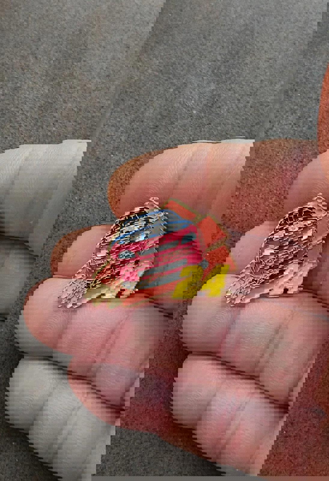 1993 Jeff Gordon #24 DuPont Monte Carlo NASCAR Race Car Pin