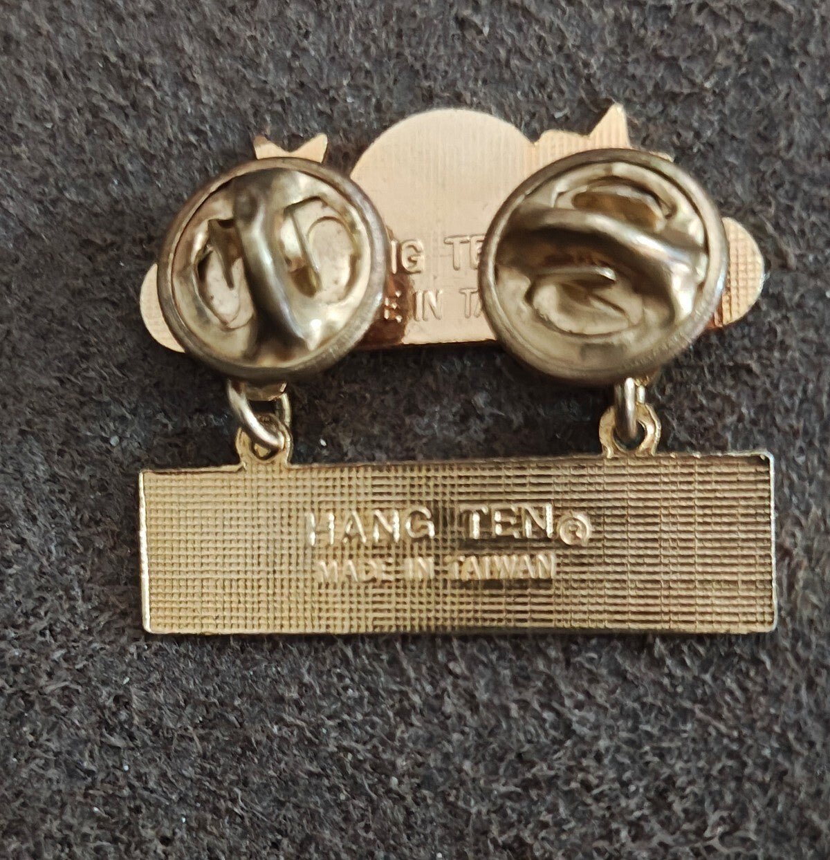 1980s Super Mom Hang Ten Pin - Trinketmania-LV