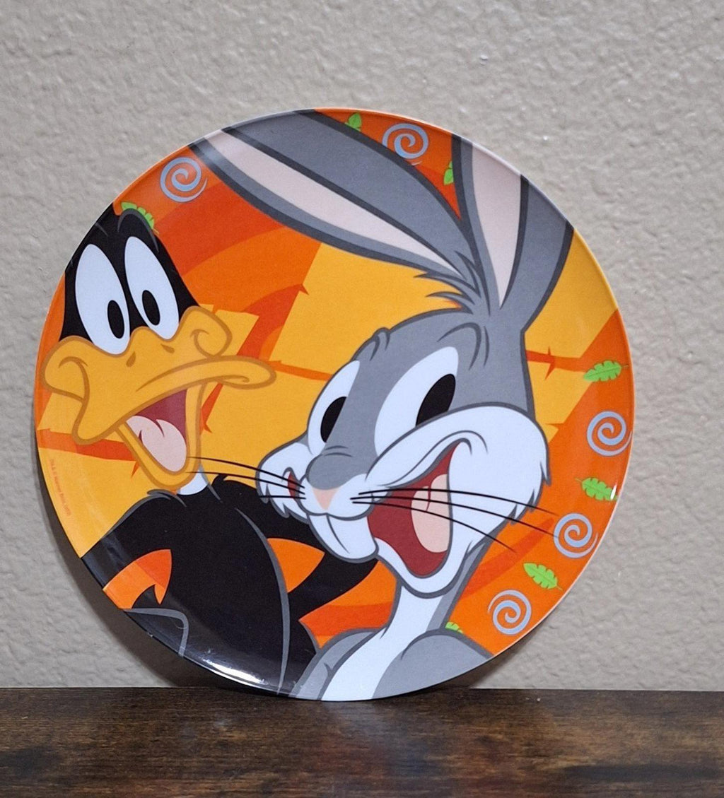 Cute & Colorful Looney Tunes Bugs Bunny & Daffy Duck Collectible Plastic Plate.