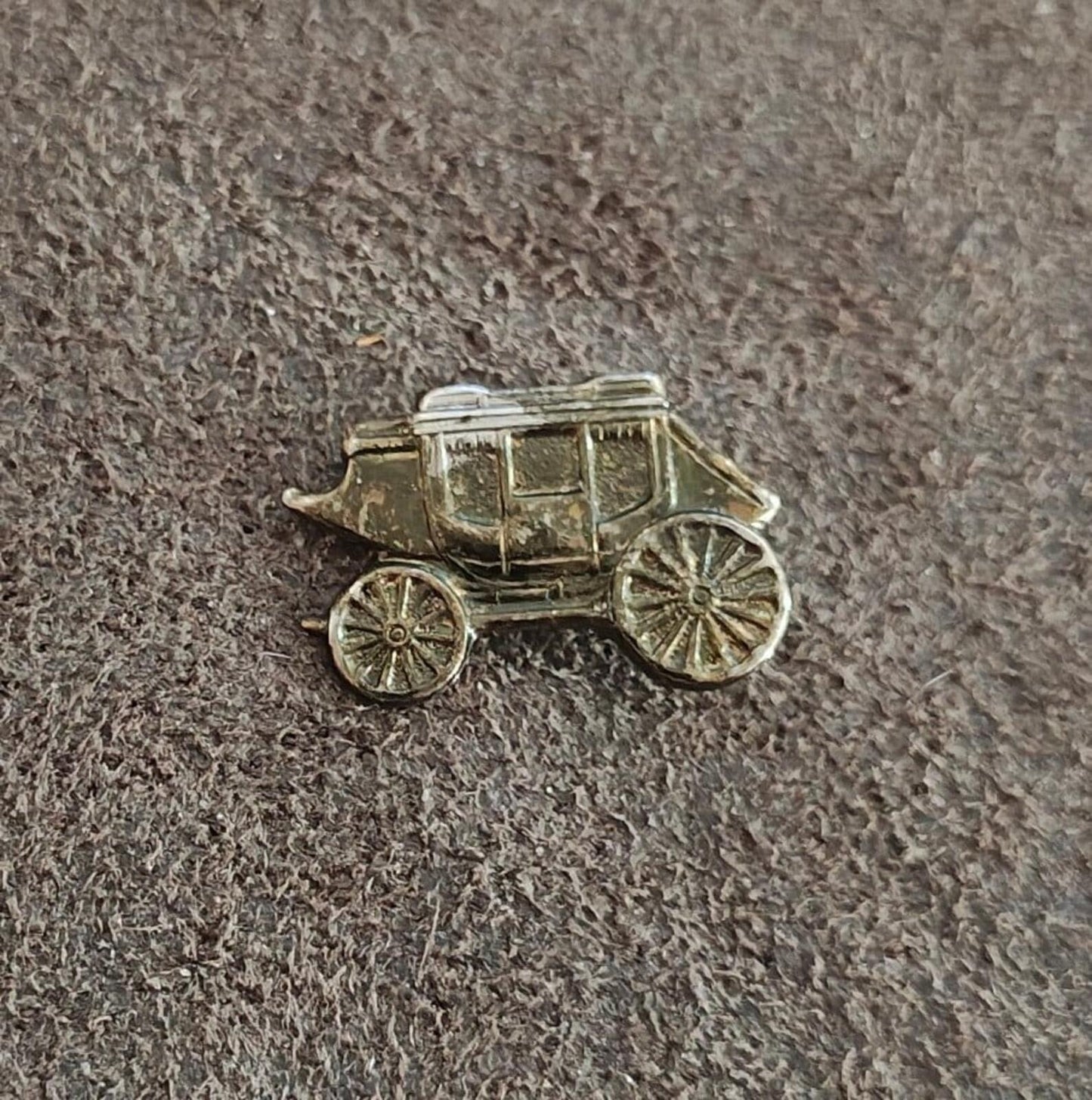 1960s/70s Wild West Stagecoach Cast Metal With Antique Brass Tone Finish Pin