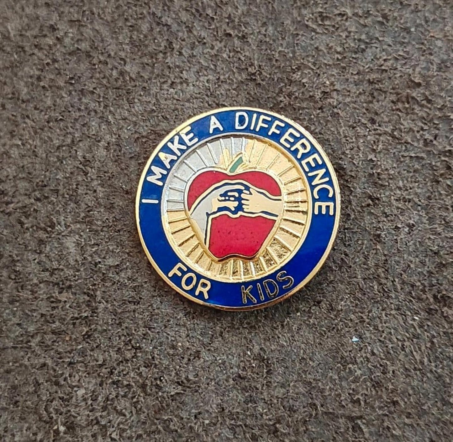1990's I Make a Difference For Kids Gold Tone Enamel Teacher Pin