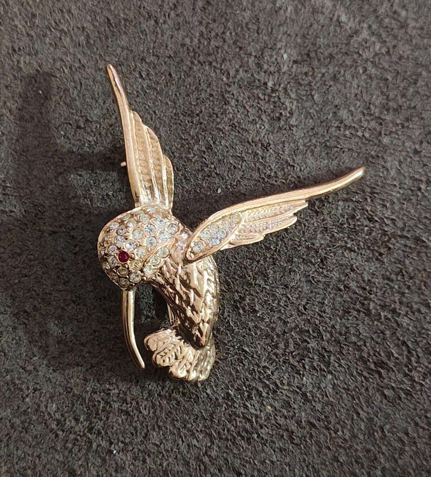 80's Gold Tone Hummingbird With Clear and Red Rhinestones