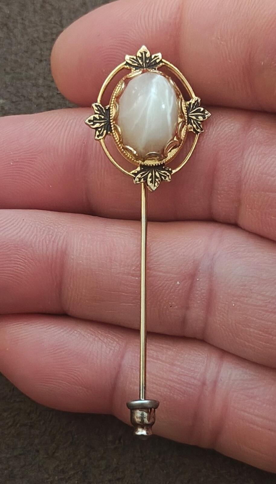 1980s Gold Tone Vintage Stick Pin Featuring a Central Cabochon Gemstone