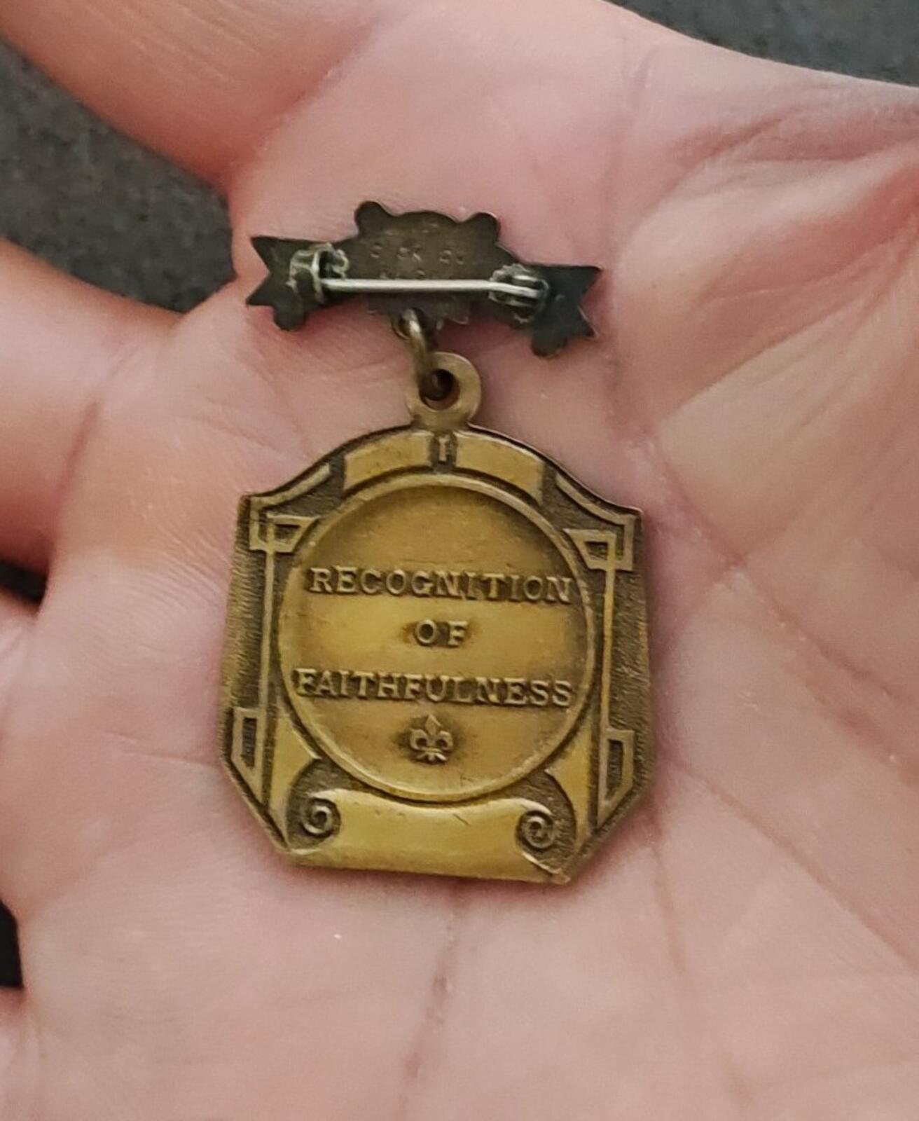 1900s Rare Recognition of Faithfulness" Award Medal Pin
