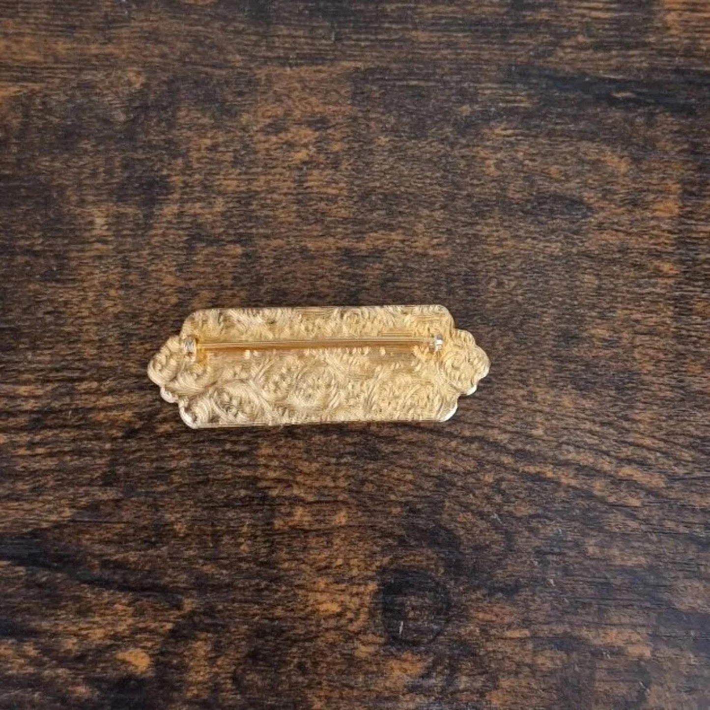 1928 Brand Gold Tone Red Lucite Cab Bar Brooch Pin