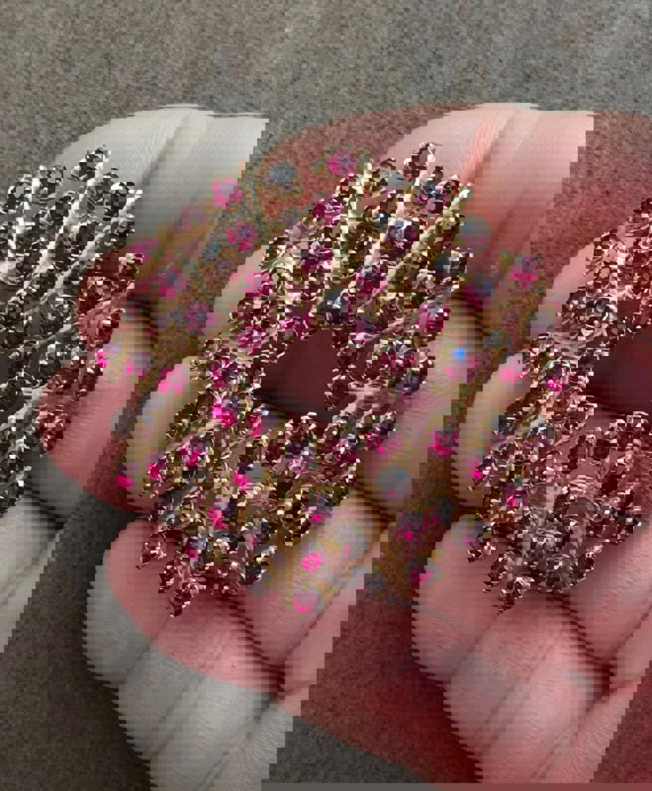 1970's Gorgeous Maroon Color Rhinestones Brooch Pin