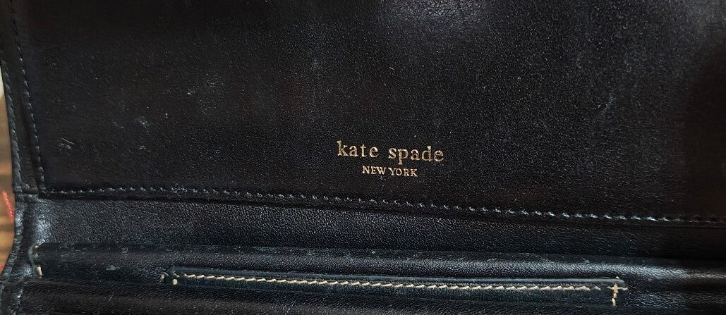 2000s Red/Burgundy Kate Spade NY "Noel" Jacquard Flap Wallet - Trinketmania-LV