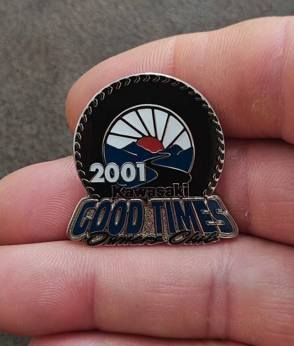 2001 Kawasaki Good Times Owners Club Pin - Trinketmania-LV