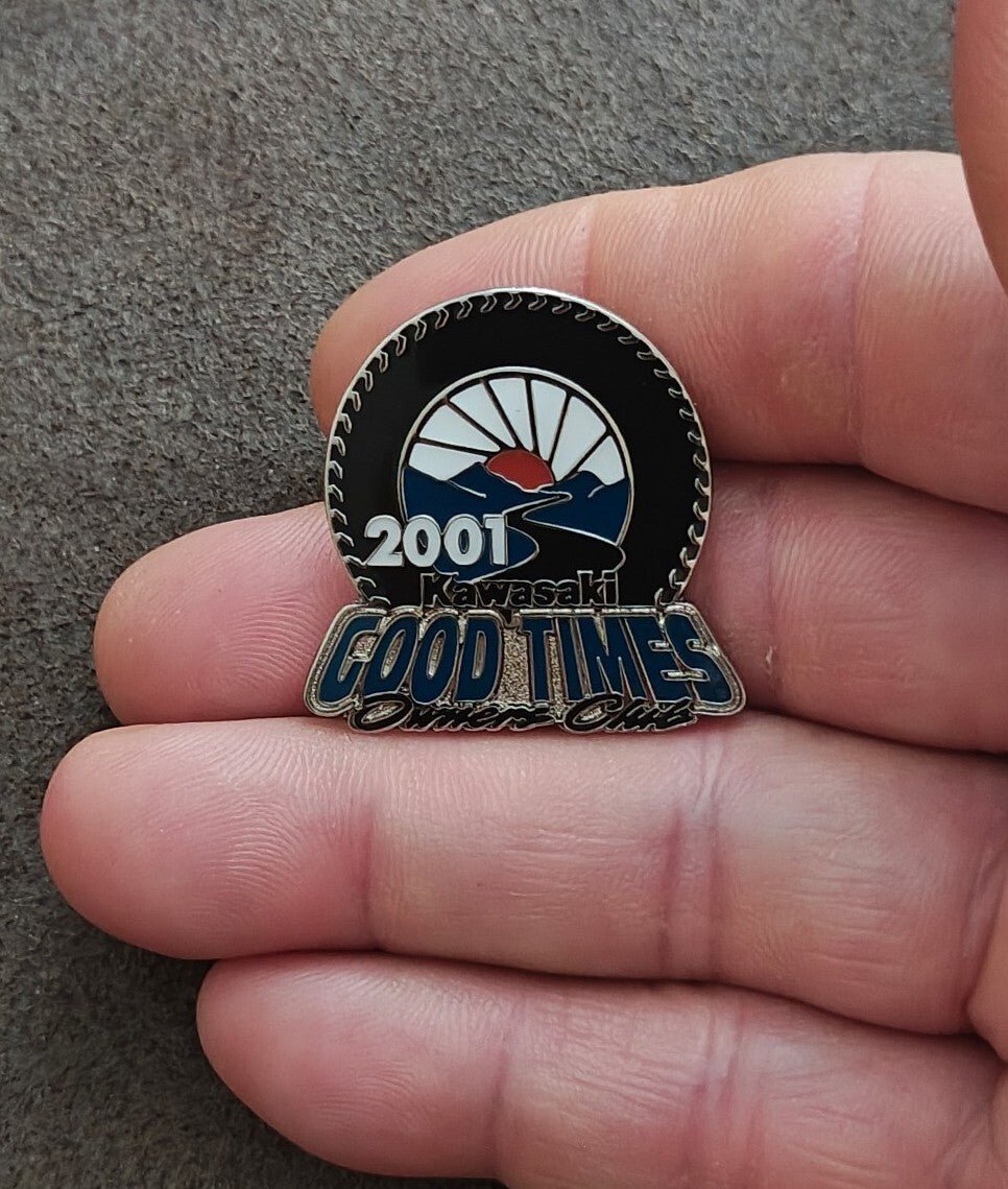 2001 Kawasaki Good Times Owners Club Pin - Trinketmania-LV