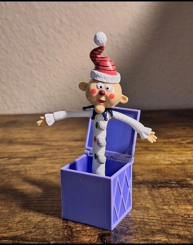 2002 Misfit Toy Charlie In The Box-PVC Figure - Trinketmania-LV