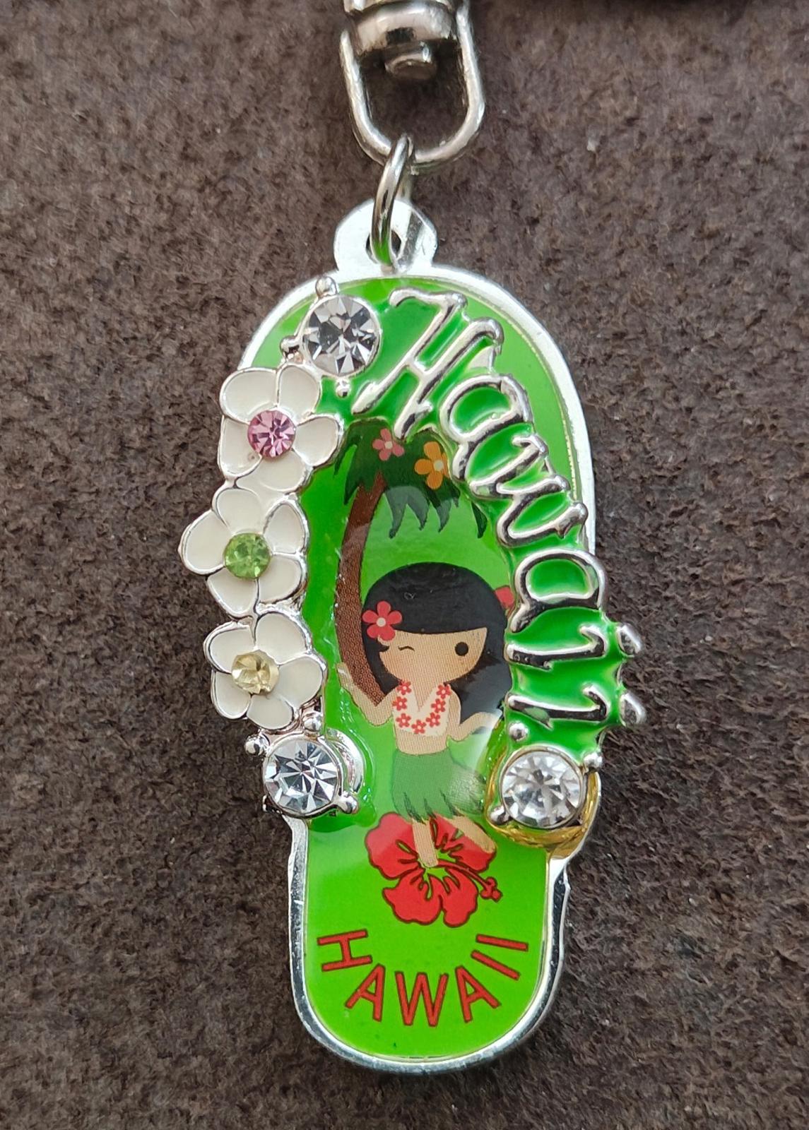 Hawaii Island Green Flower Sandal With Sparkling Rhinestones Bling Keychain