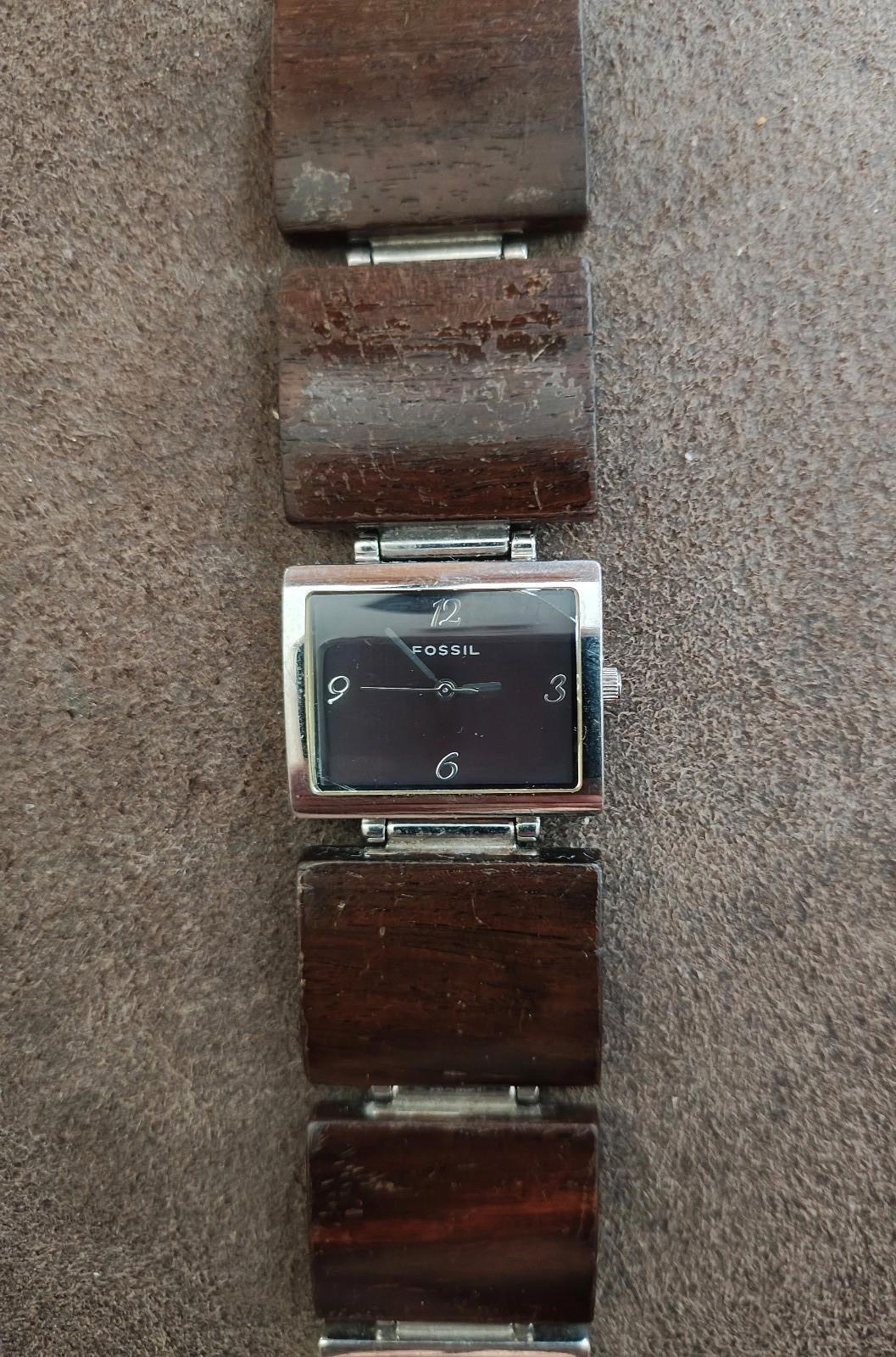 Elegant Silver Tone Wooden Band ES-1540 Ladies Fossil Watch