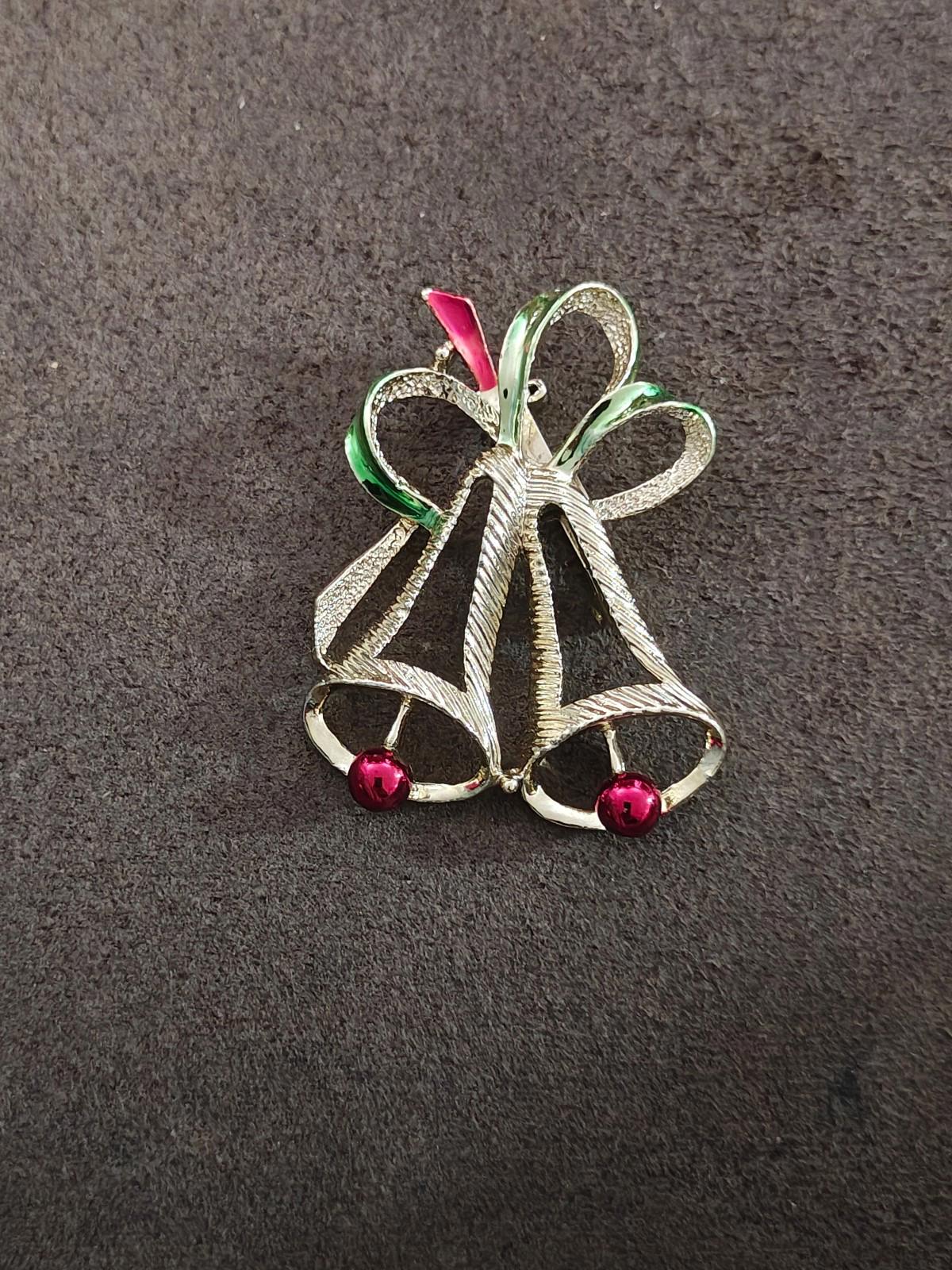 1960s Gerry's Christmas Bells Gold Tone Textured Brooch Pin