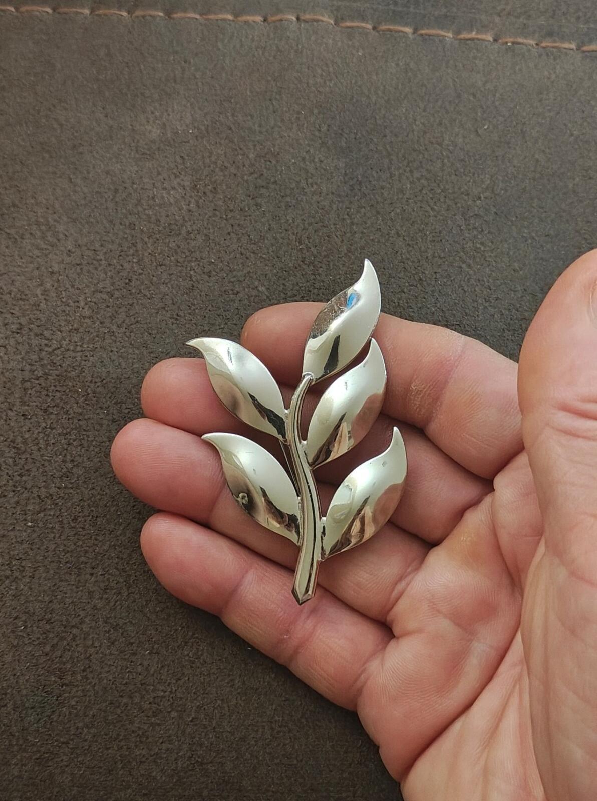 1960s Signed Monet Silver Tone  Modernist Stylized Leaf Brooch