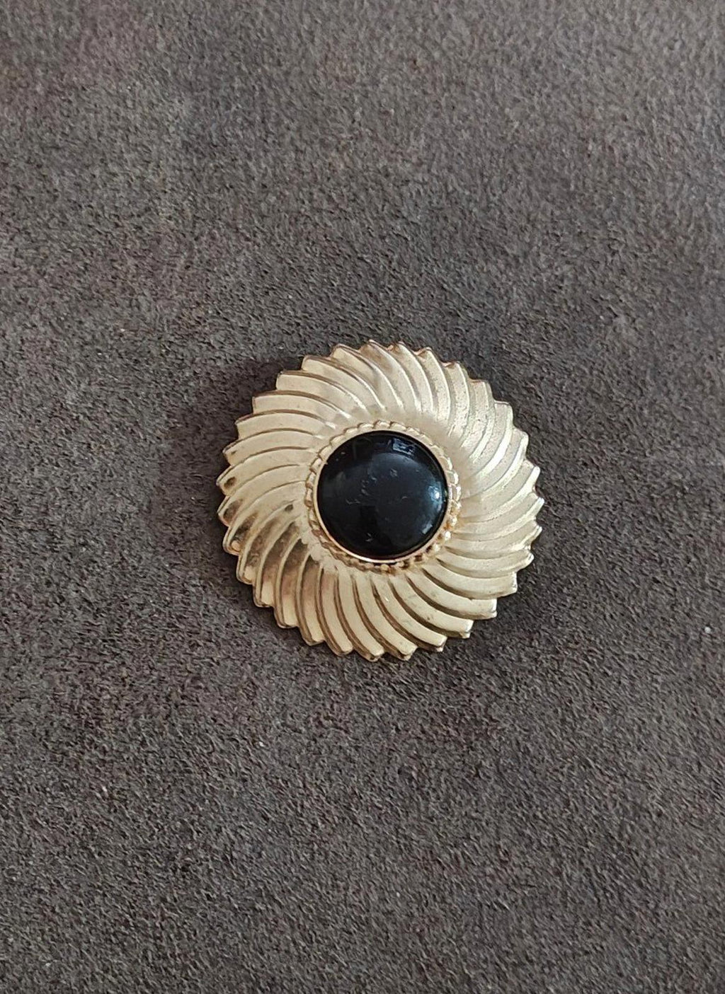 1980's Round Swirl & Black Lucite Resin Cabochon Scarf Clip