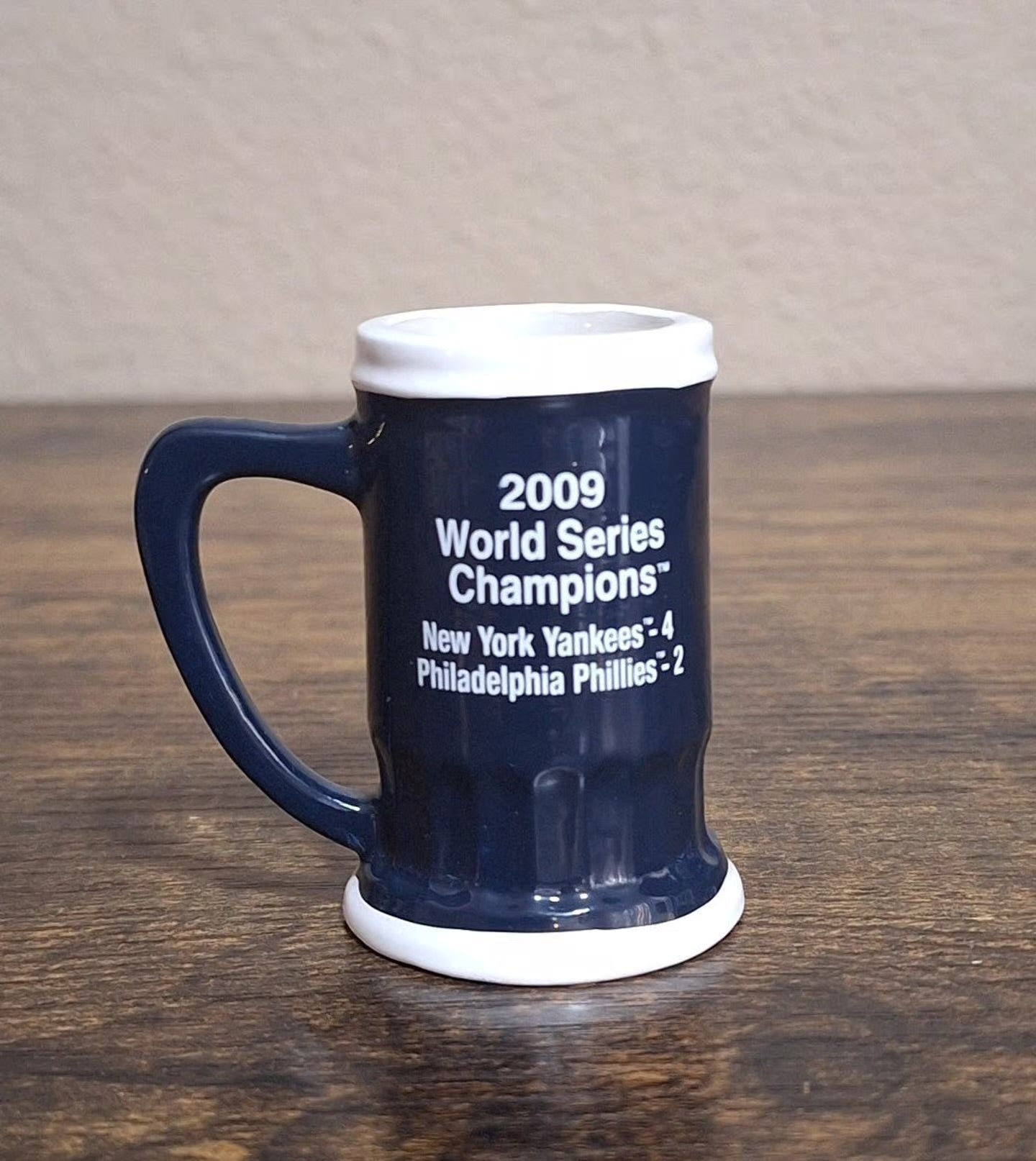 New York Yankees 2009 World Series Champions Decorative Miniature Mug.