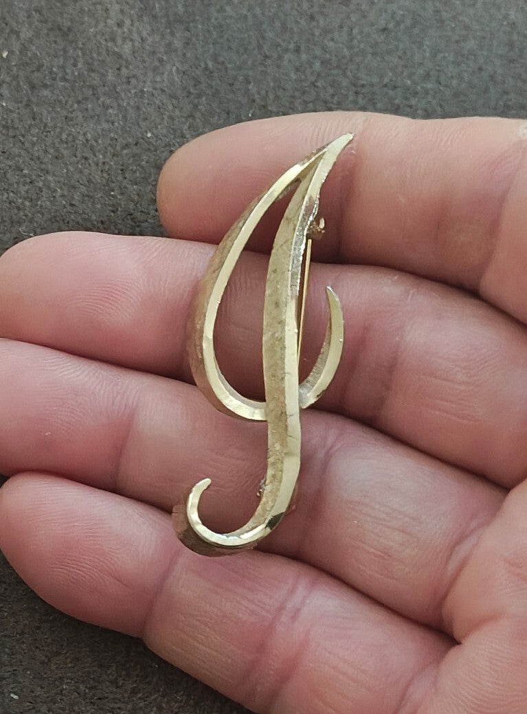 1960/70s Mamselle Gold Tone Monogram Initial J Brooch Pin