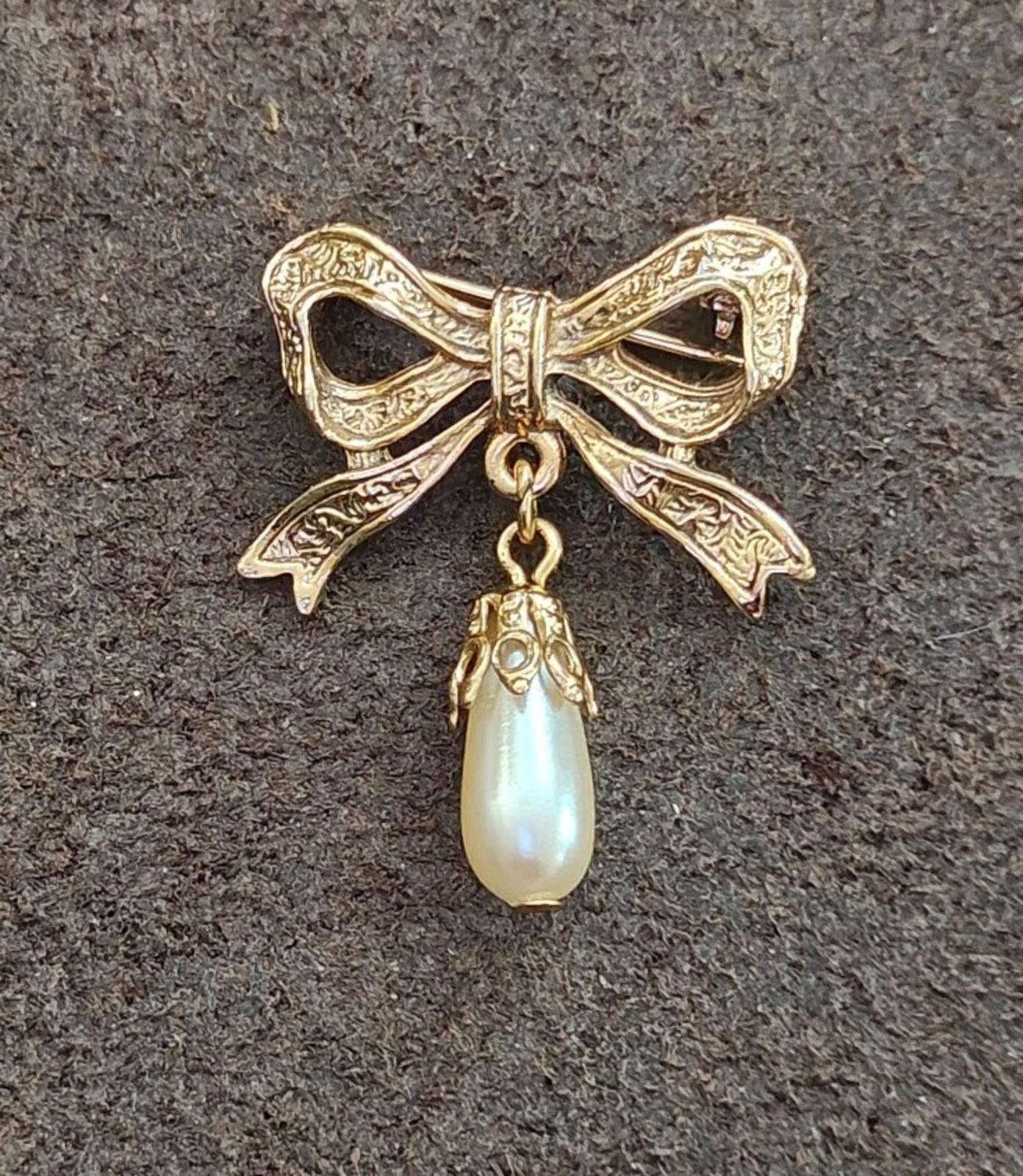 1980s Victorian Revival Embossed Gold Brooch With Dangling Faux Teardrop Pearl