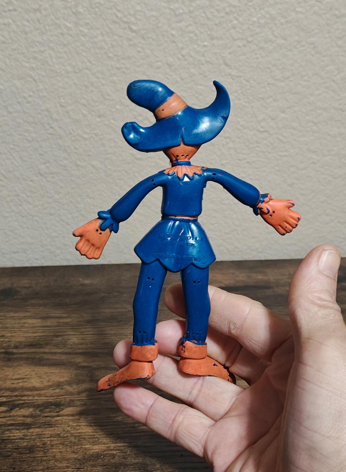 1968 Rare MGM Wizard of Oz Scarecrow Bendy Rubber Figure By Rubb'r Nik
