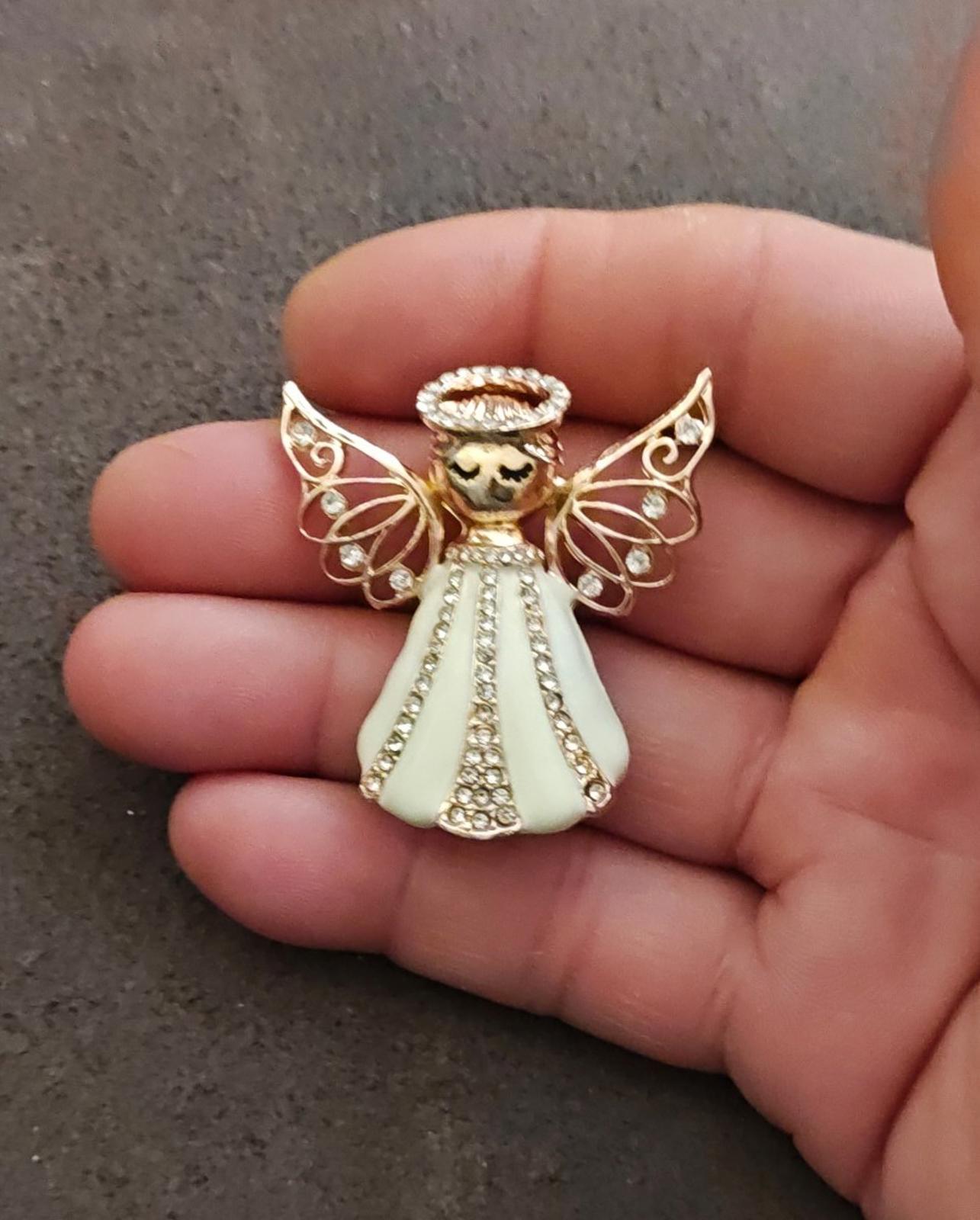 Holiday Lane Gold Tone Crystal Angel Brooch